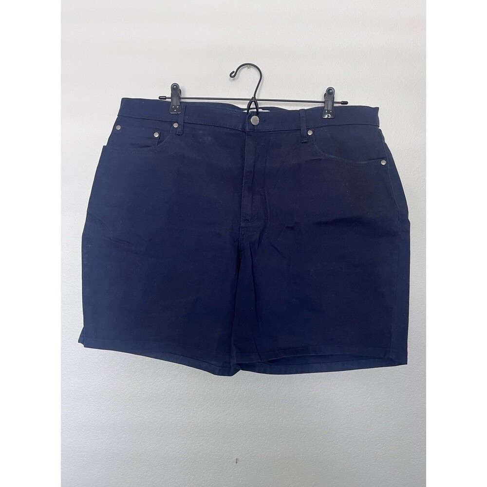 Amazon Essentials Men’s Navy Solid 5-Pocket Flat Front Button Shorts 38